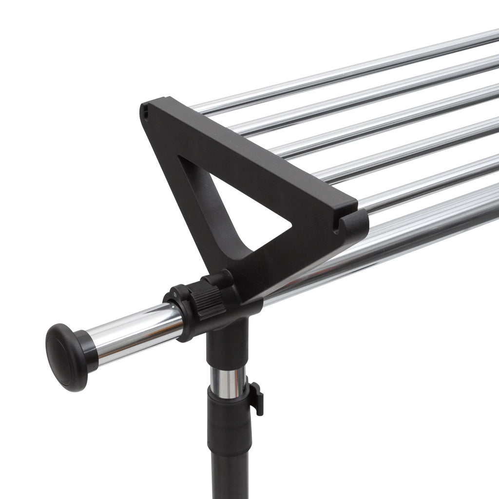 Adjustable Garment Rack with Storage Shelves O649556