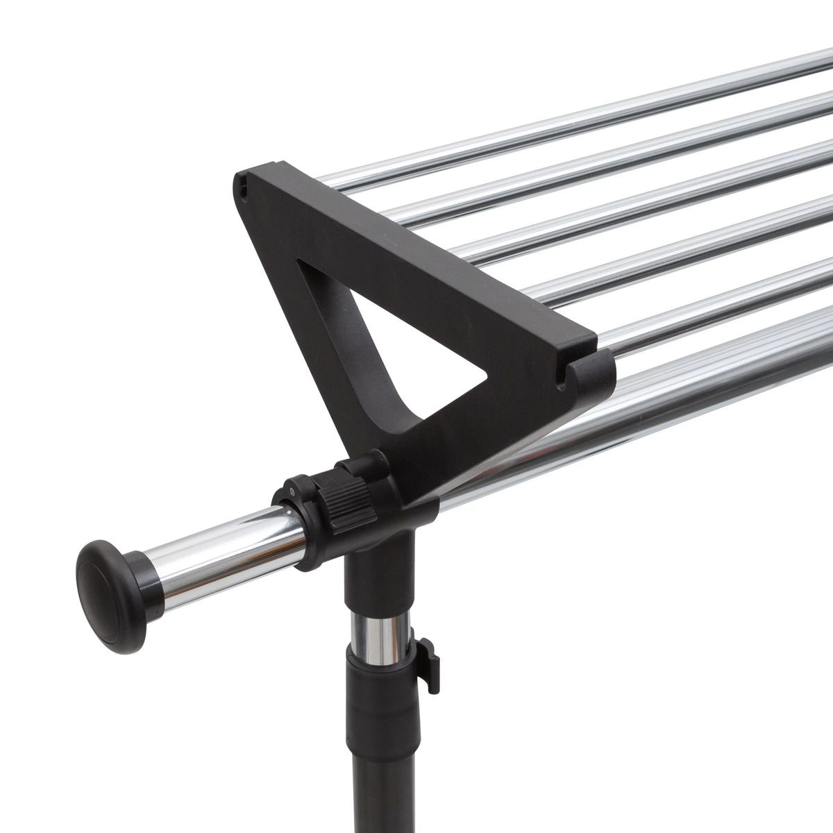 Adjustable Garment Rack with Storage Shelves O649556