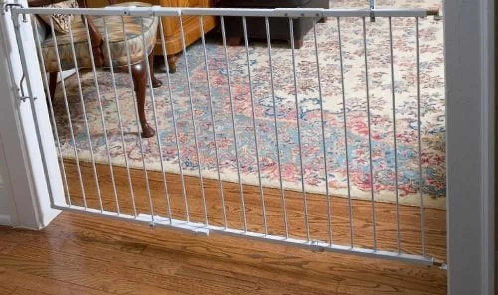 White Pet Safety Gate 26.5" to 41.5" Wide x 29.5" Tall P577507
