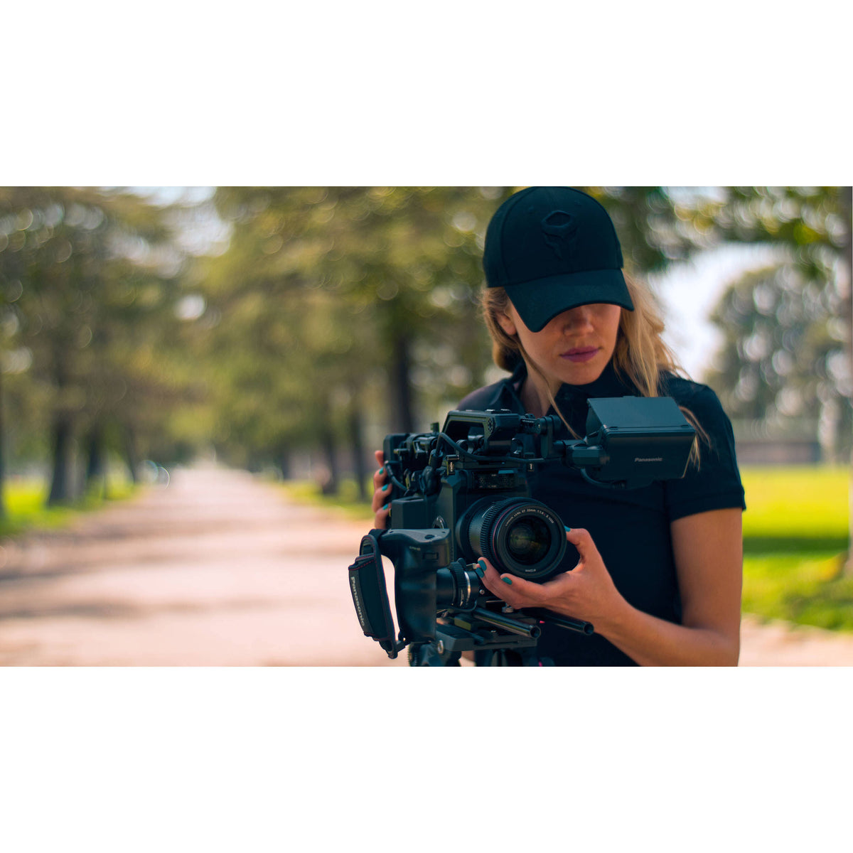 Camera Cage with V-Mount Battery Plate I108