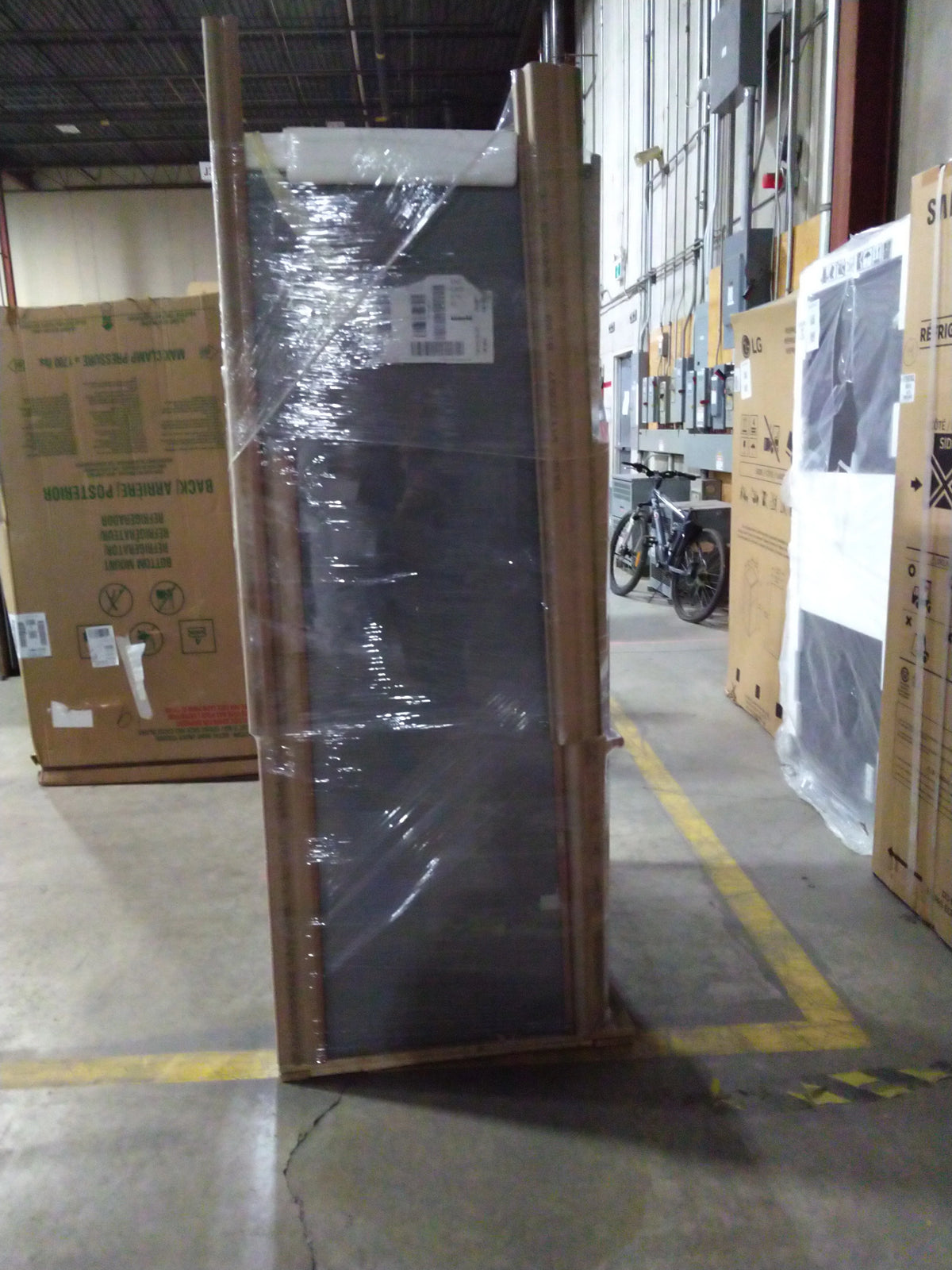 36IN 20 CU FT Counter-Depth French Door Refrigerator with Interior Dispenser X64767