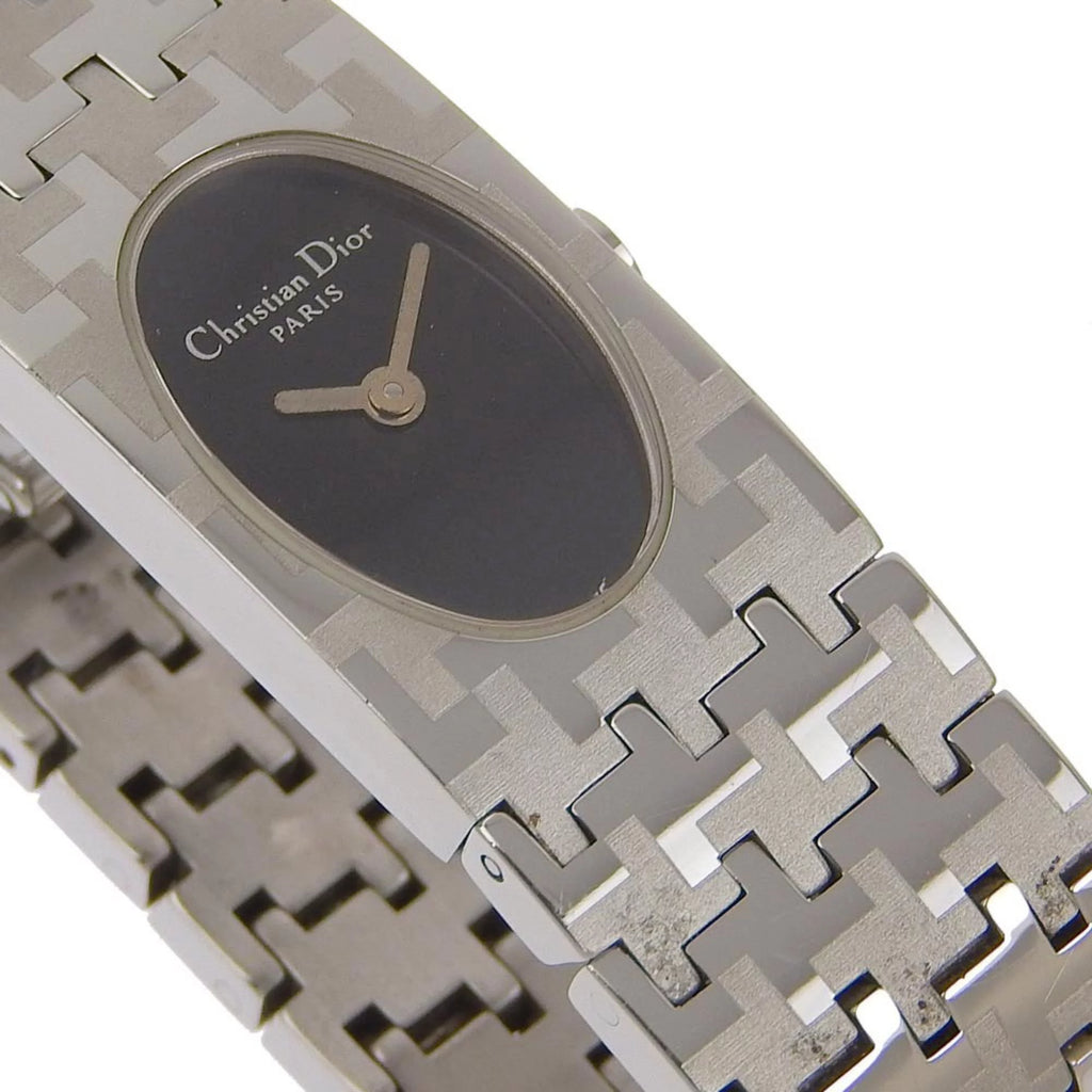 Pre-Owned Stainless Steel Silver Quartz Analog Ladies Watch I761