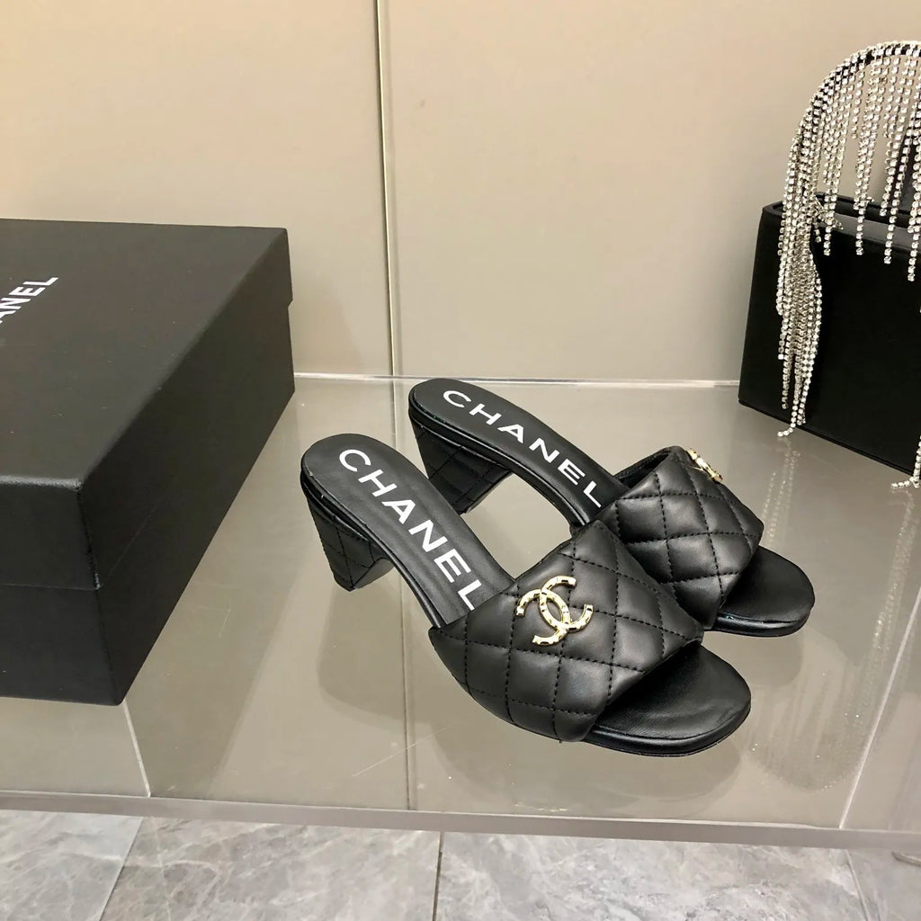 Black Mules R147
