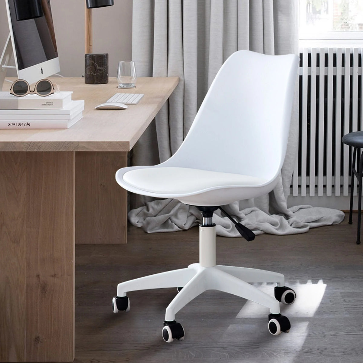 White Artificial Leather Swivel Computer Chair O508418
