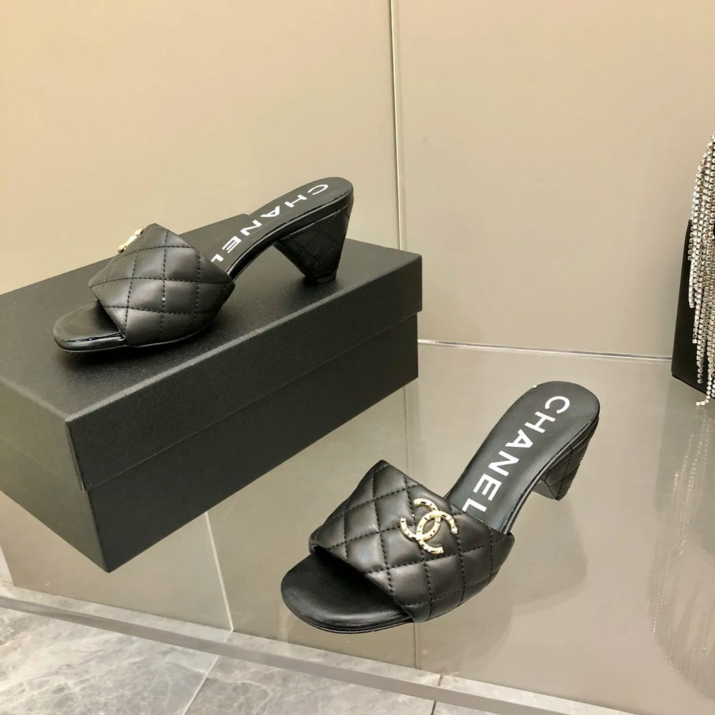 Black Mules R147