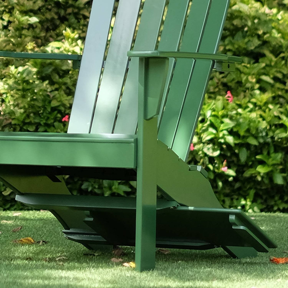 Dark Green Adirondack Chair with Tray Table A997