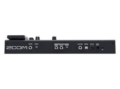 Multi-Effects Processor with Soft Carrying Case R82739