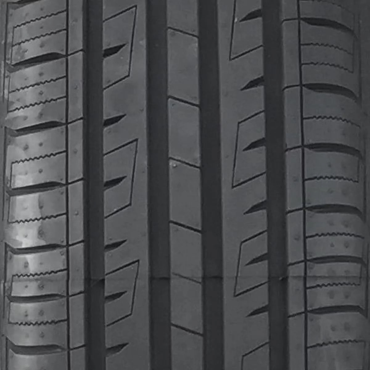 205/65R16 Tire L950