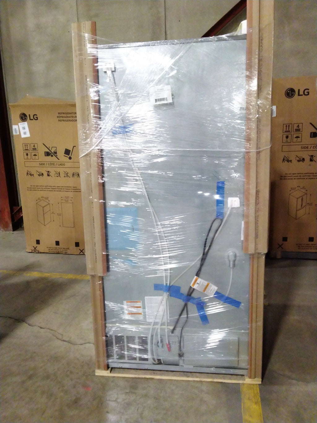 36IN 20 CU FT Counter-Depth French Door Refrigerator with Interior Dispenser X64767