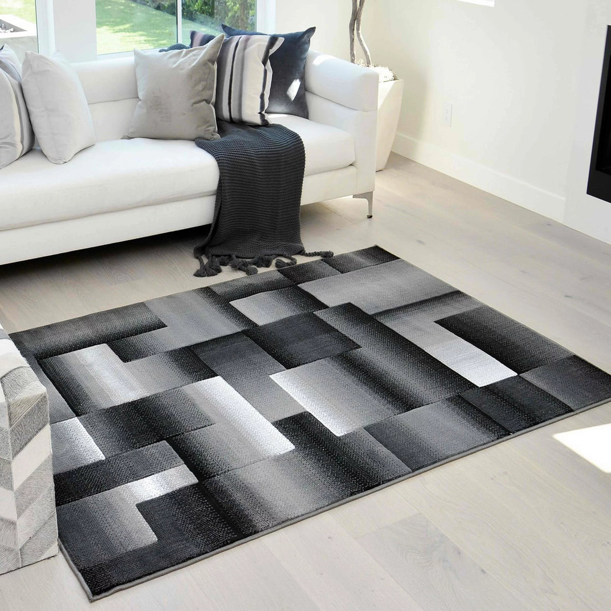 Abstract Geometric Area Rug Z749