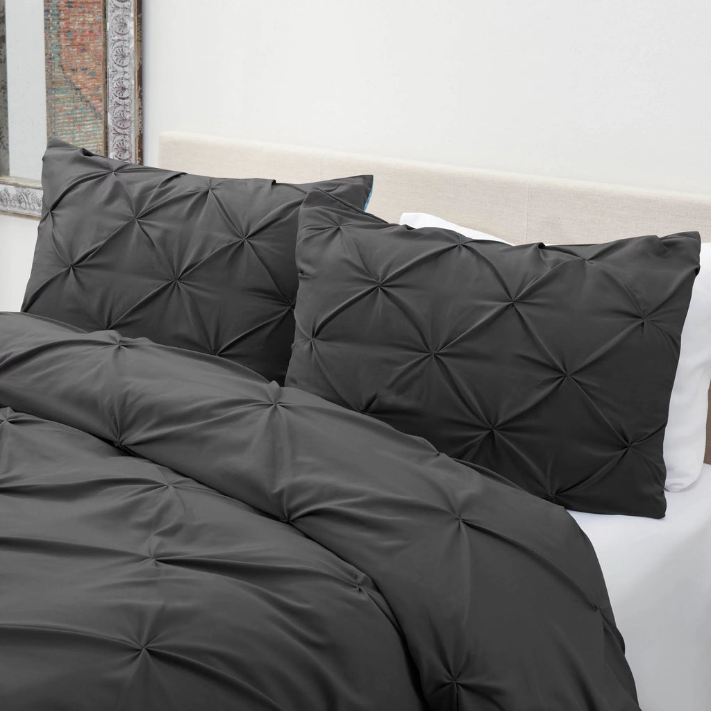 3 Piece Pinch Pleated Microfiber Duvet Cover Set Queen Gray X4998
