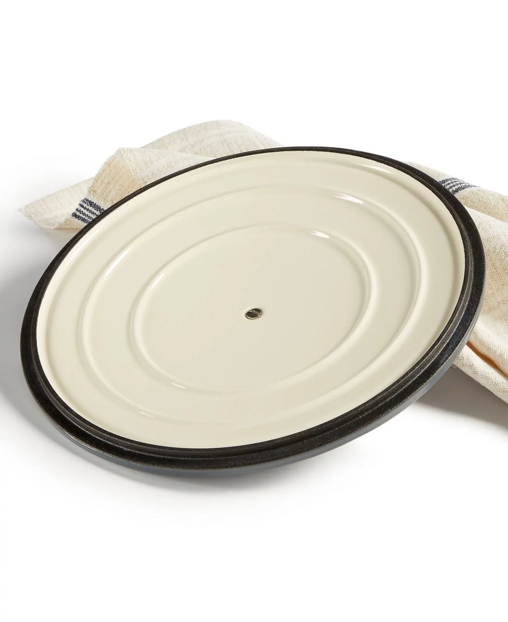 Enameled Cast Iron Round 6-Qt. Dutch Oven Black D374
