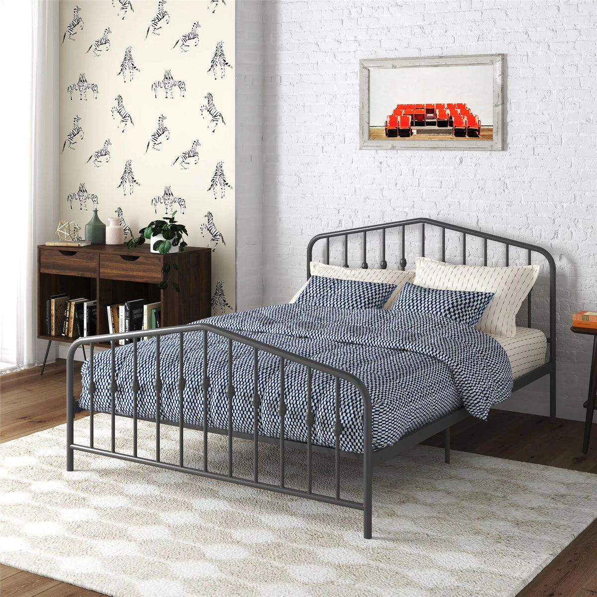 Queen Black Metal Bed D934794