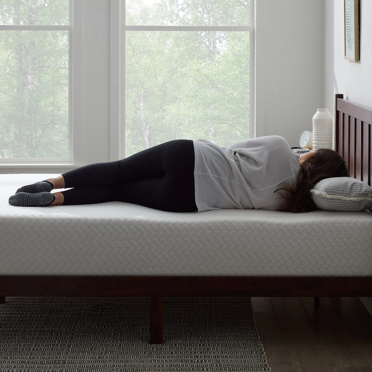 10 Gel Memory Foam Mattress Queen L37492